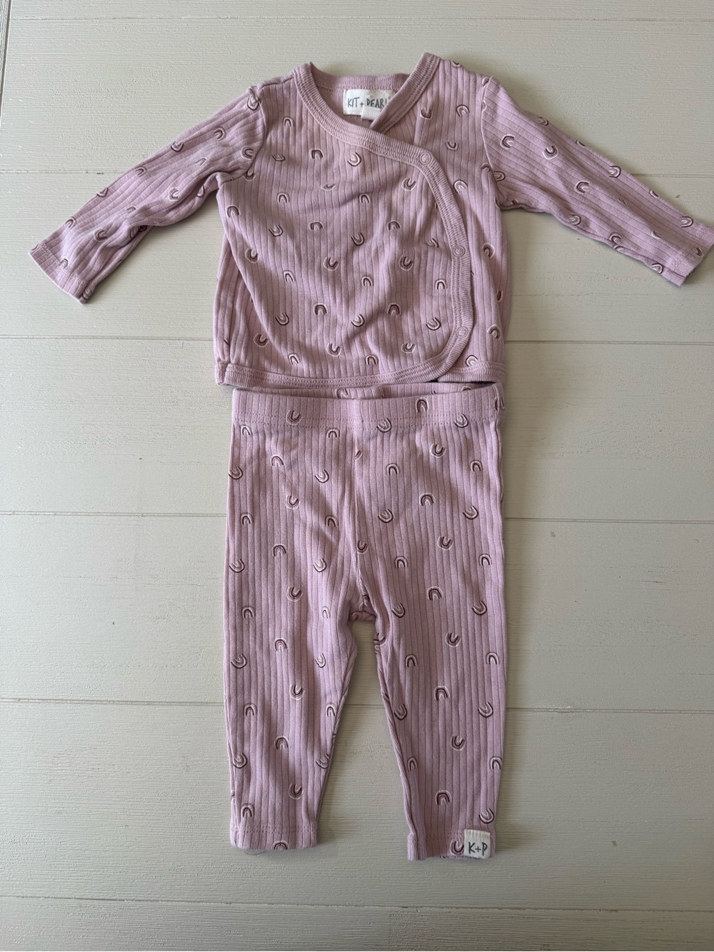 Kit + Pearl 3–6 Months Ribbed Two-Piece Set – Mauve Rainbow Print